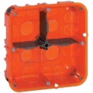 Boîte d&rsquo;encastrement Batibox multimatériaux 2 x 2 postes – Legrand