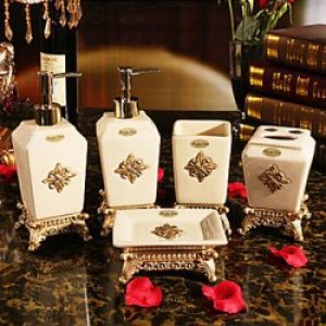 5 pièces d’accessoires contemporaines pour salle de bain