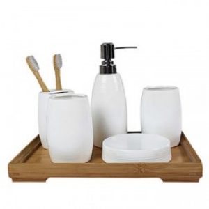 5 pièces d’accessoires pour salle de bain simple en blanc