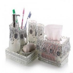 7 pièces d’accessoires pour salle de bain en résine argenté