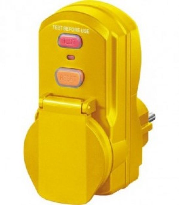 Adaptateur avec protection diff. IP 54