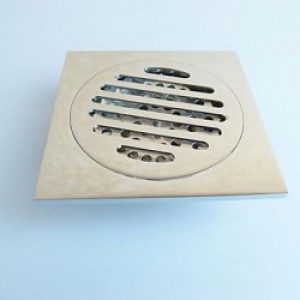 Bonde de drainage d&rsquo;eau contemporain en laiton chromé