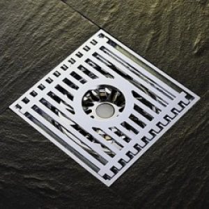 Bonde d’évacuation d’eau de style contemporain en laiton chromé