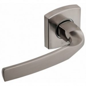 Béquilles doubles sur rosaces – Artis