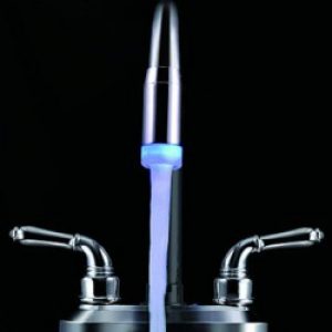 Buse de pulvérisateur en laiton avec changement de couleur