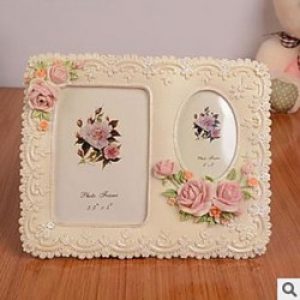 Cadre photo de style contemporain à motif floral en polyrésine