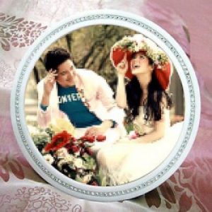 Cadre photo rond de style moderne en plastique blanc