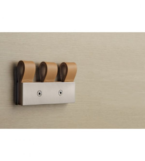 CAPANNOLI-PORTE-PEIGNOIR BAIO BA09