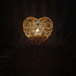 Chandelier en Fer, Mignon sous forme de cœur blanc, création artisanat