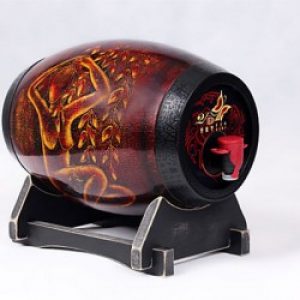 Distributeur de boisson de style classique à motif dessin abstrait en bois