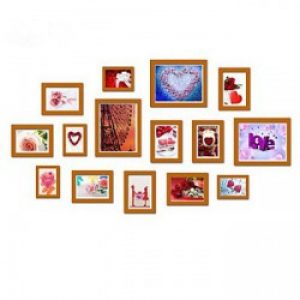 Ensemble de 15 cadres photos de style contemporain en bois marron