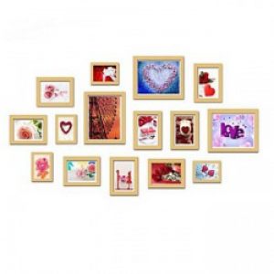 Ensemble de 15 cadres photos de style contemporain en bois naturel