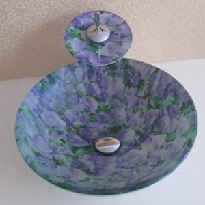 Evier avec robinet cascade en verre trempé à motif fleurs violet