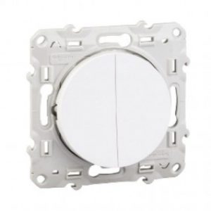 Interrupteur et poussoir – commande d&rsquo;éclairage – blanc – Odace