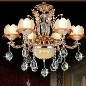 Lustre Luxueux Doré en Métal décoré par Cristal