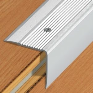 Nez de marche intérieur ou extérieur – aluminium strié – Large 6 V