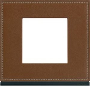 Plaque 1P coffee leather – APPAREILLAGE MURAL GALLERY HAGER WXP4902