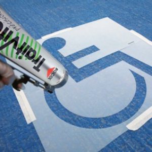 Pochoir place handicapé – polypropylène – 108 x 108 cm