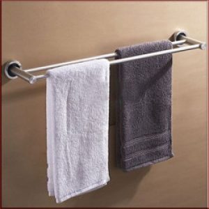 Porte-serviettes à double barres de style contemporain avec fixation murale