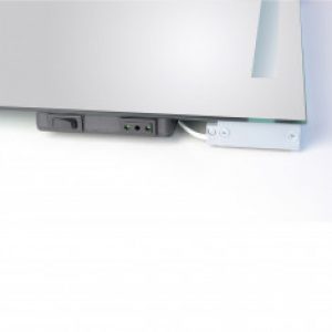 Prise de courant et interrupteur – Koh-i-Noor CB2