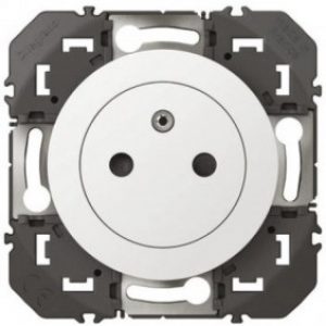 Prise de courant fort – Dooxie