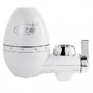 Purificateur d’eau du robinet pour ménage (blanc) – 15 x 7 x 13 cm