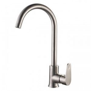 Robinet de cuisine de style contemporain fini acier inoxydable brossé et muni d’une seule poignée