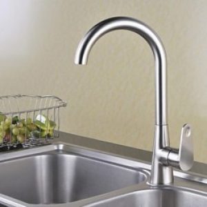 Robinet de cuisine rotatif muni d’une seule poignée, un robinet fini en nickel brossé pour un style contemporain