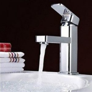 Robinet d&rsquo;évier cascade à poignée unique, style contemporain (finition chromée)