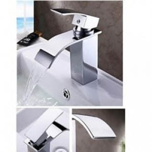 Robinet d&rsquo;évier à design luxueux et contemporain, finition en métal chromé