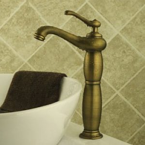 Robinet d&rsquo;évier en laiton avec unique poignée, un style antique et simple