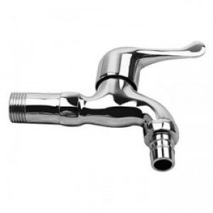 Robinet en laiton chromé avec valve à aspect contemporain