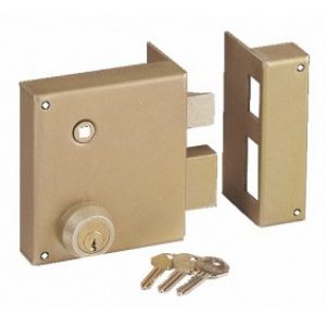 Serrure de grille renforcée en applique verticale