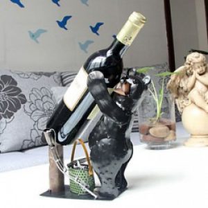 Support-bouteille de style contemporain sous forme d&rsquo;ours en fonte
