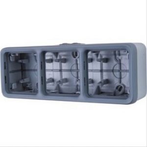 Boîtier 3 postes horizontaux Plexo composable IP 55