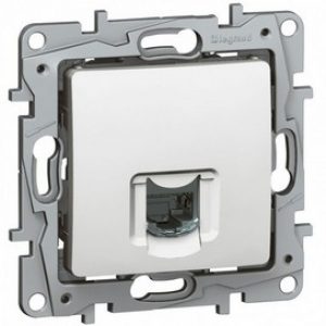 Prise RJ45 multimédia Niloé blanc Legrand 664775