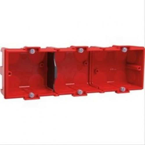 Boîte d&rsquo;encast Legrand Batibox pour maçonnerie 3 postes, Prof 40mm