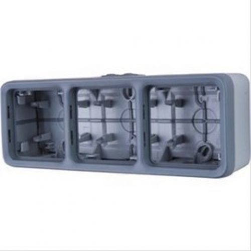 Boîtier 3 postes horizontaux Plexo composable IP 55