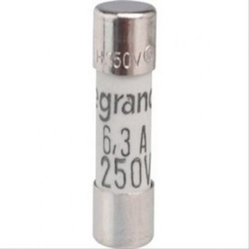 Cartouche cylindrique miniature 5A 1500V Ø5x20mm Legrand 010250 vendu par 10