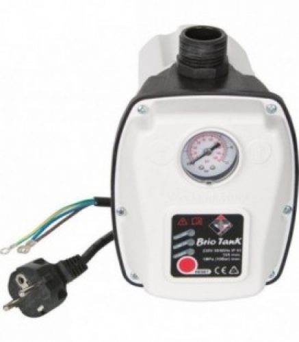 Commande de pompe Brio Tank interrupteur électronqiue avec prise Schuko