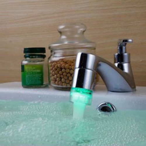 Conduit d&rsquo;eau en laiton à 3 couleurs avec contrôle de température