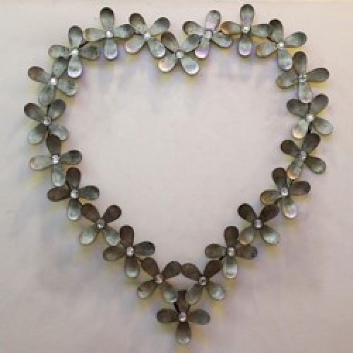 Décoration murale de style rustique en forme cœur en métal