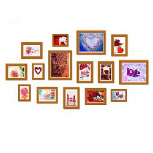 Ensemble de 15 cadres photos de style contemporain en bois marron