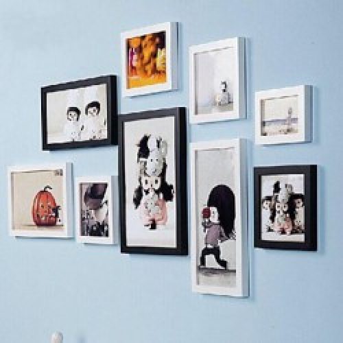 Ensemble de 9 cadres photos de style contemporain en bois blanc et noir