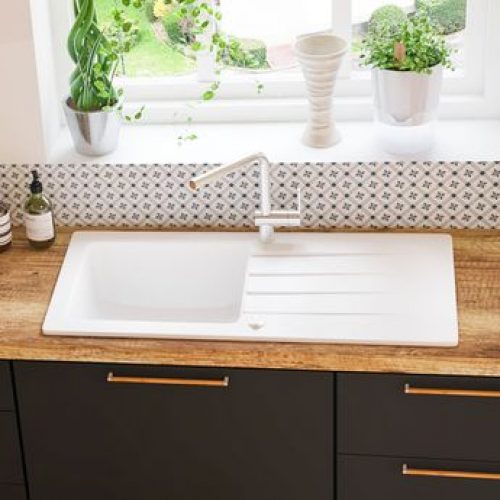 Evier céramique blanc Villeroy & Boch ARCHITECTURA 1 grand bac 1 égouttoir