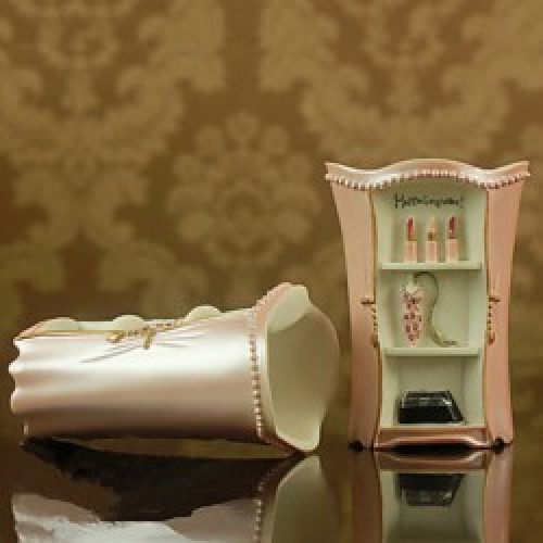 Gobelet en résine pour salle de bain