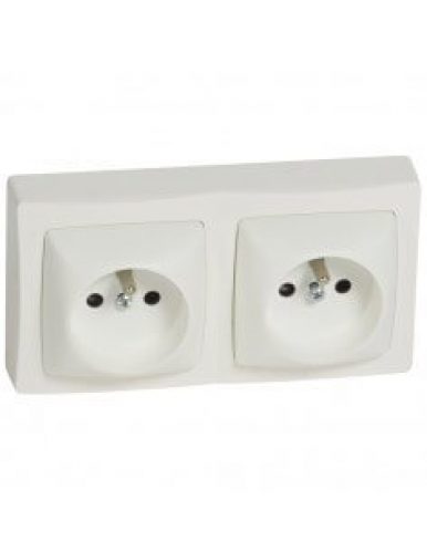 LEGRAND – Double prise 2x2P+T bornes auto – 16A saillie – 086076