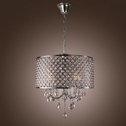 Lustre traditionnel et classique avec cristal et métal