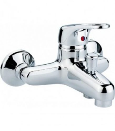 Mitigeur de baignoire RUMBA III chromé avec levier ouvert