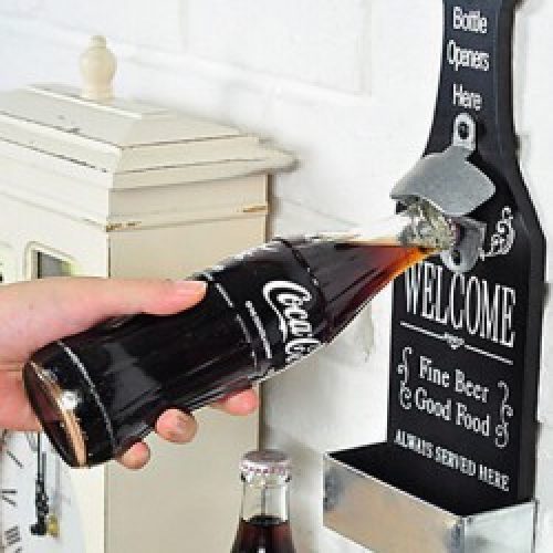 Ouvre-bouteille sous forme d&rsquo;applique murale en acier inoxydable